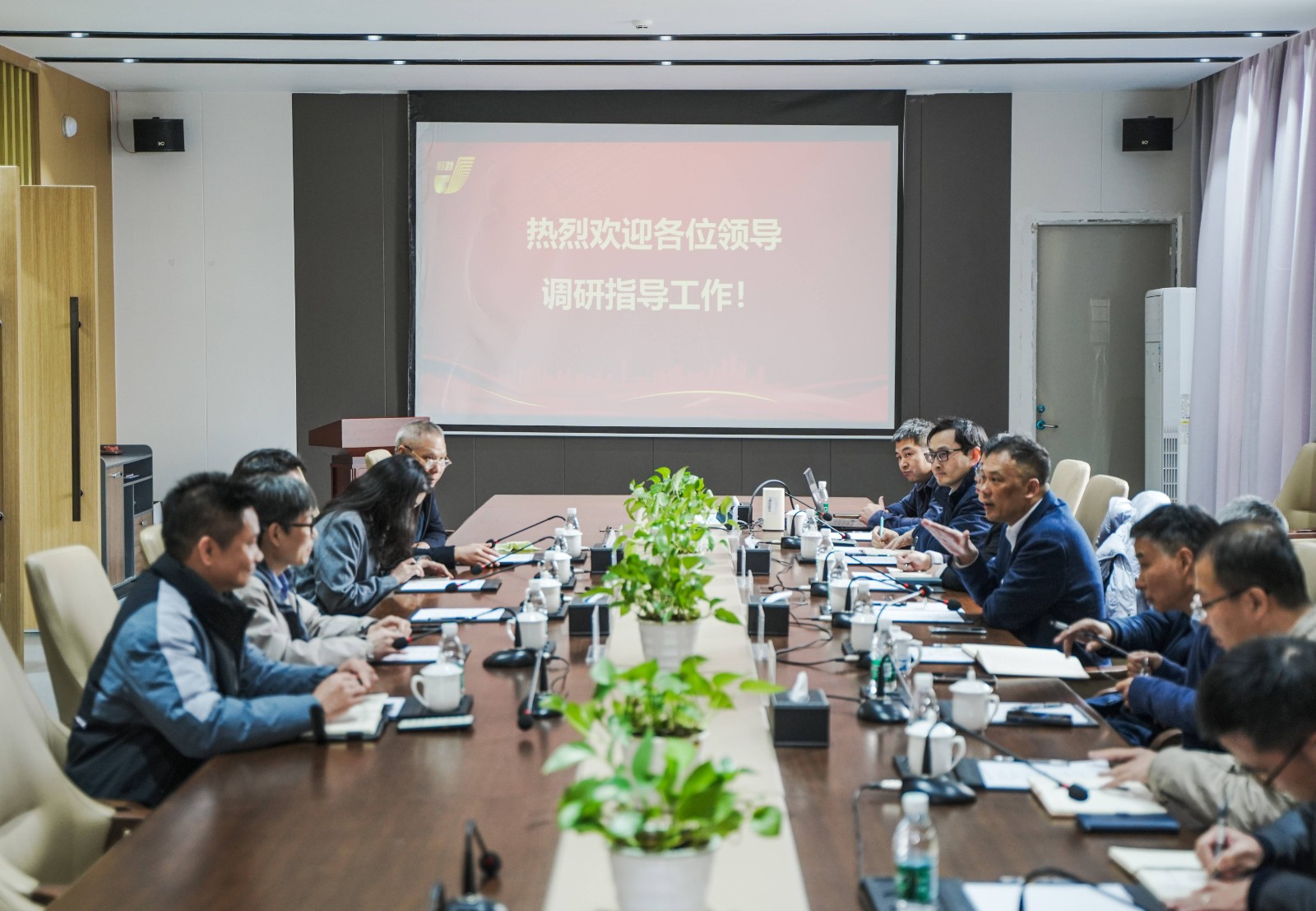 座談會現場圖.jpg